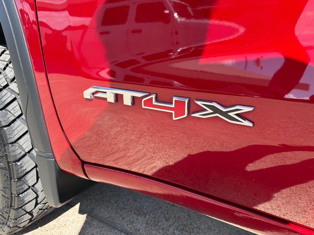 2022 GMC Sierra Image 10