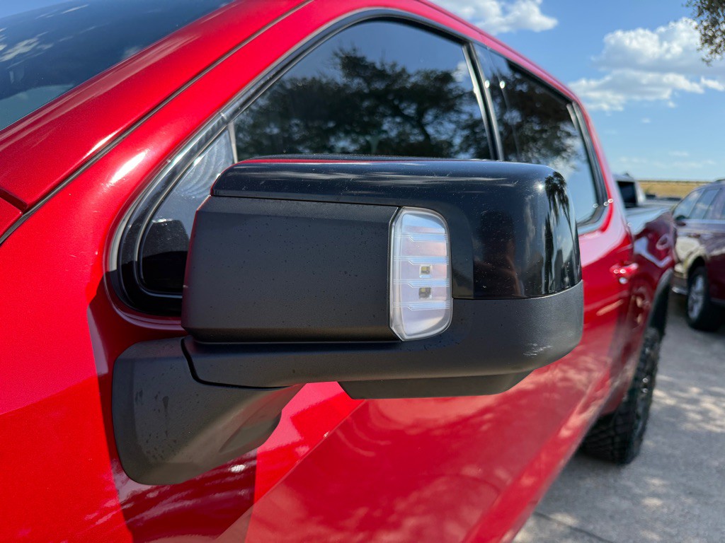 2022 GMC Sierra Image 12