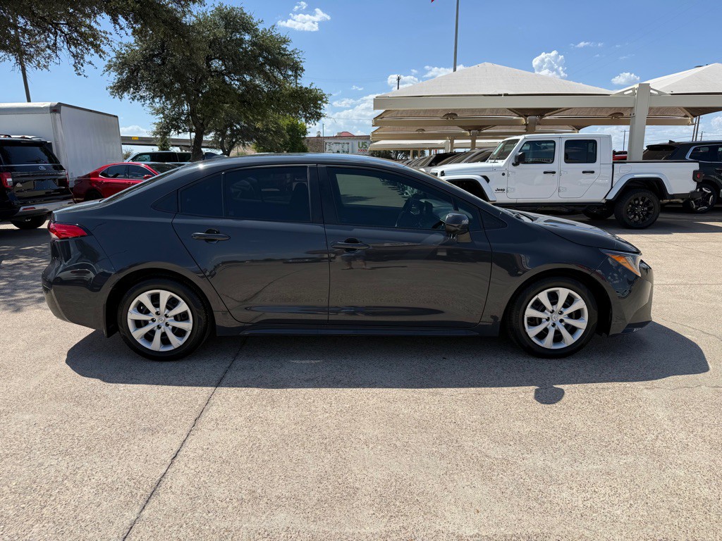 2026 Toyota Corolla Image 8