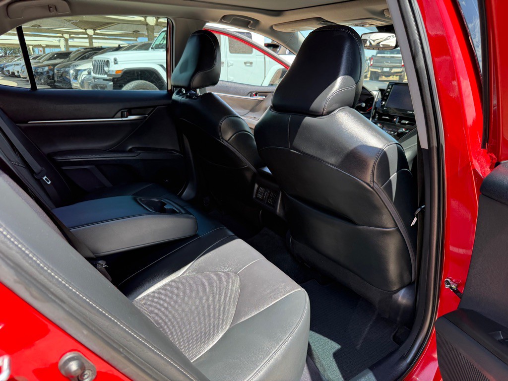 2022 Toyota Camry Image 17