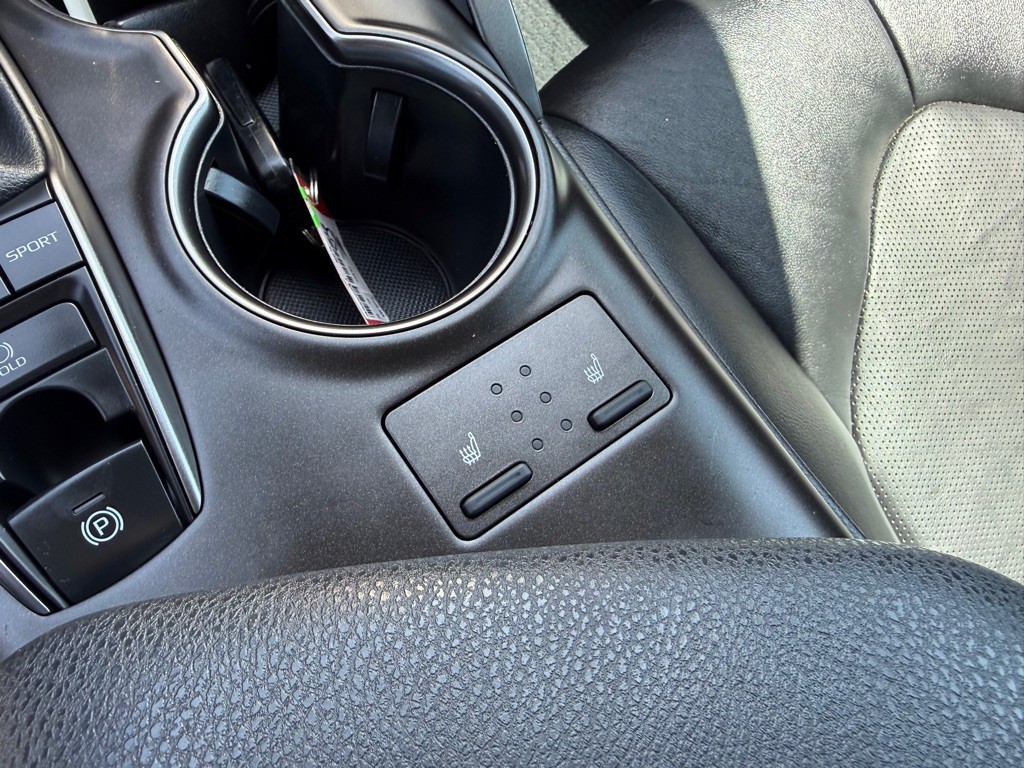 2022 Toyota Camry Image 31