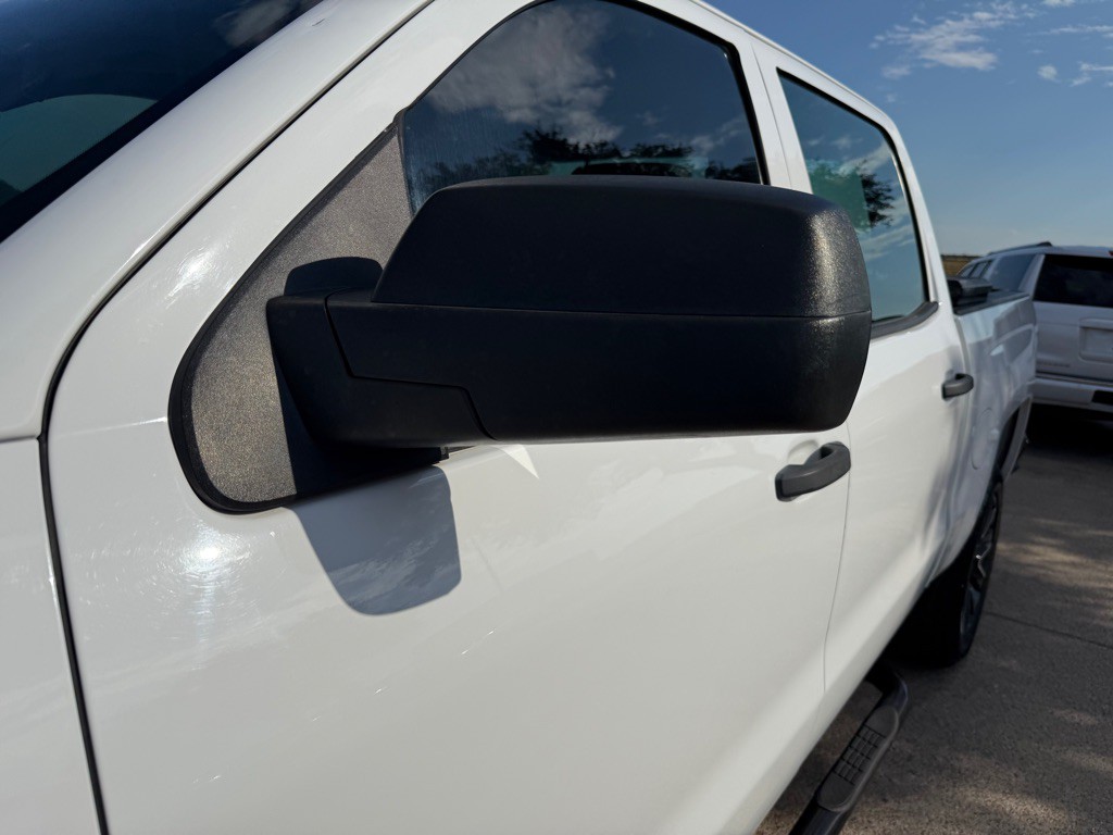 2018 Chevrolet Silverado 1500 Image 10
