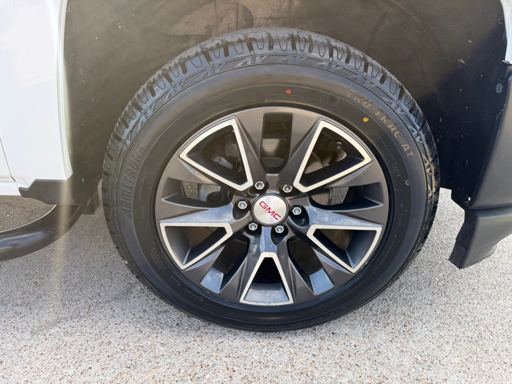 2018 Chevrolet Silverado 1500 Image 12