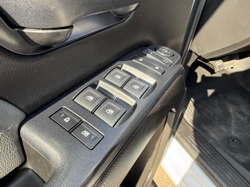 2018 Chevrolet Silverado 1500 Image 19