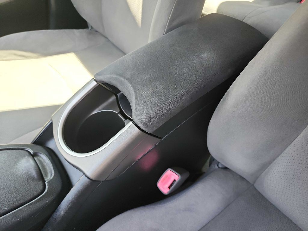 2012 Toyota Prius Image 21