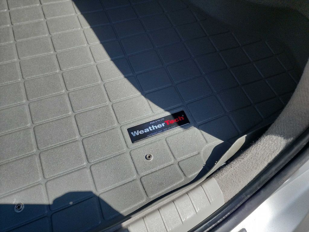2012 Toyota Prius Image 23