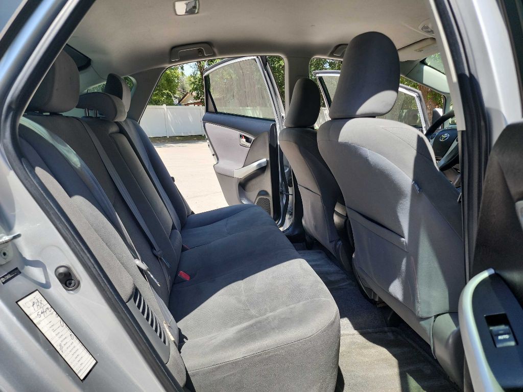 2012 Toyota Prius Image 29