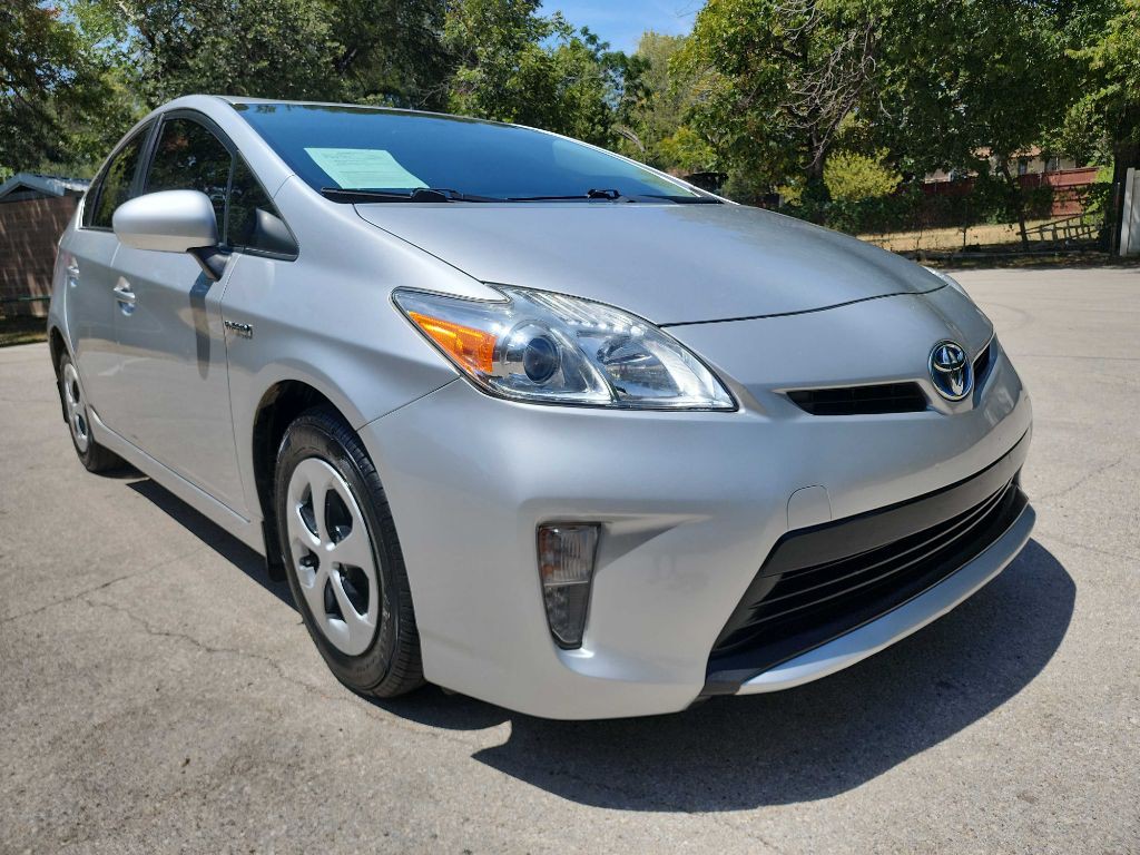 2012 Toyota Prius Image 1
