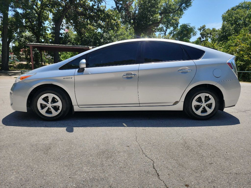 2012 Toyota Prius Image 5