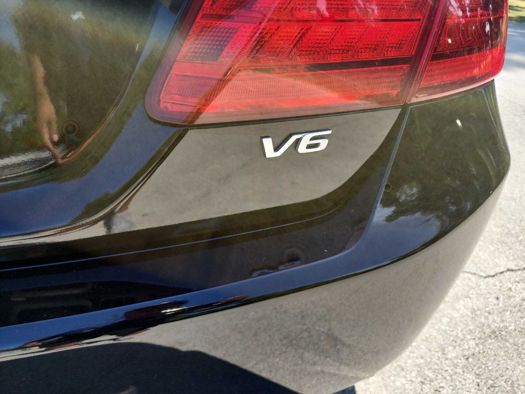 2015 Honda Accord Image 9