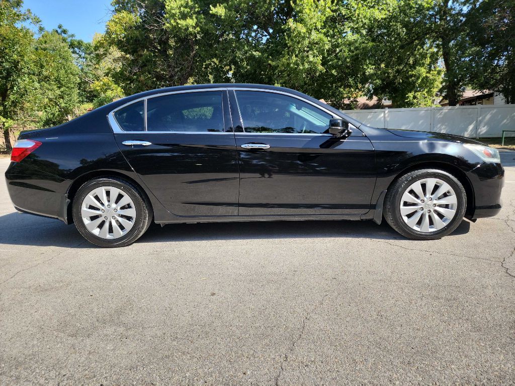 2015 Honda Accord Image 11