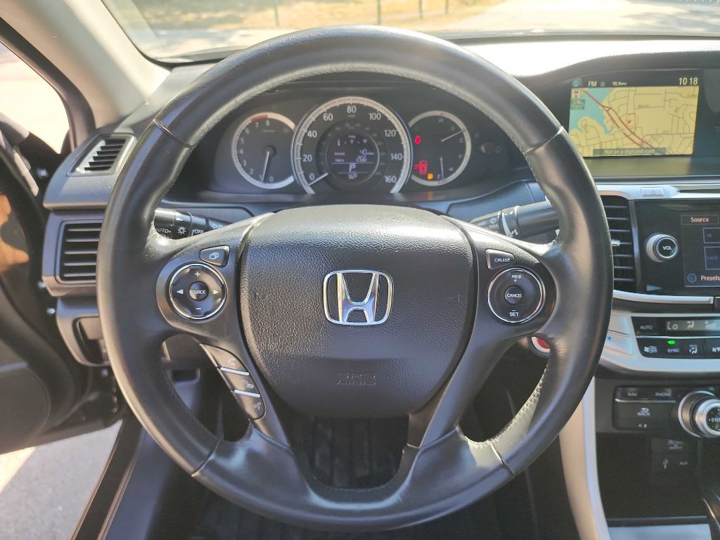 2015 Honda Accord Image 23