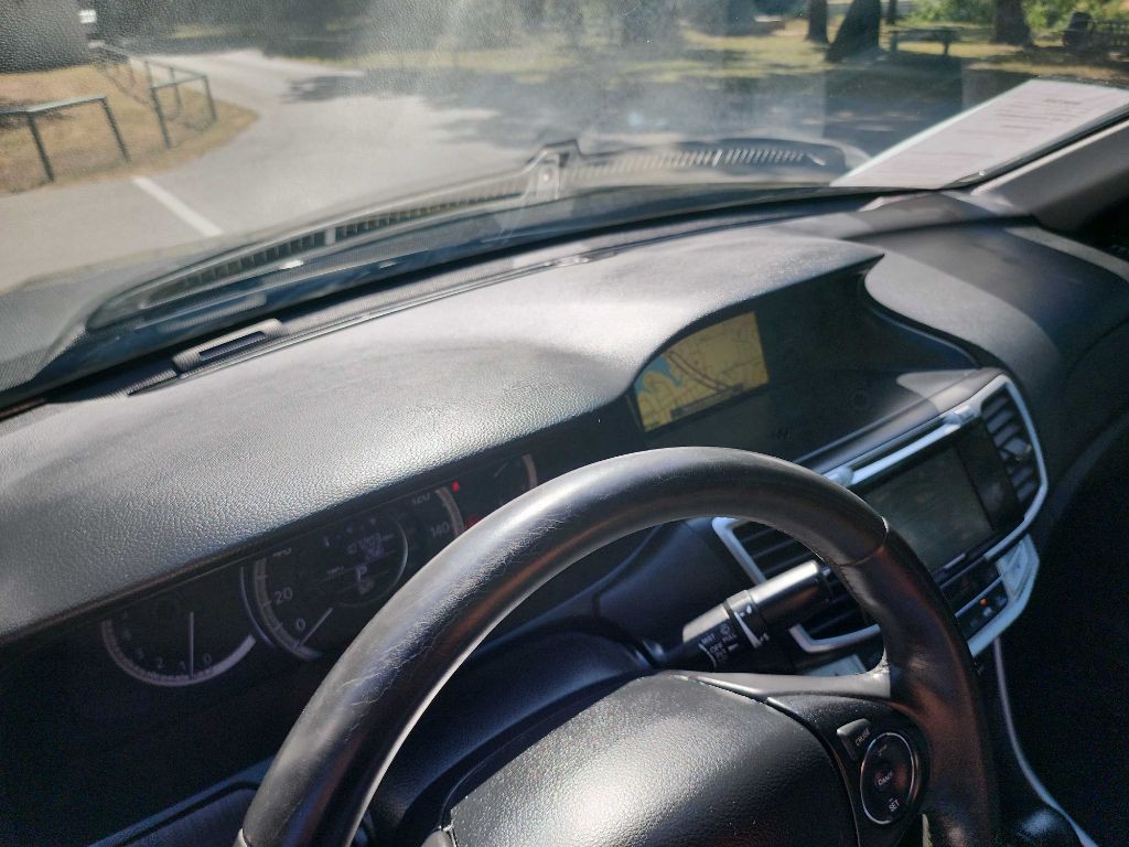 2015 Honda Accord Image 24