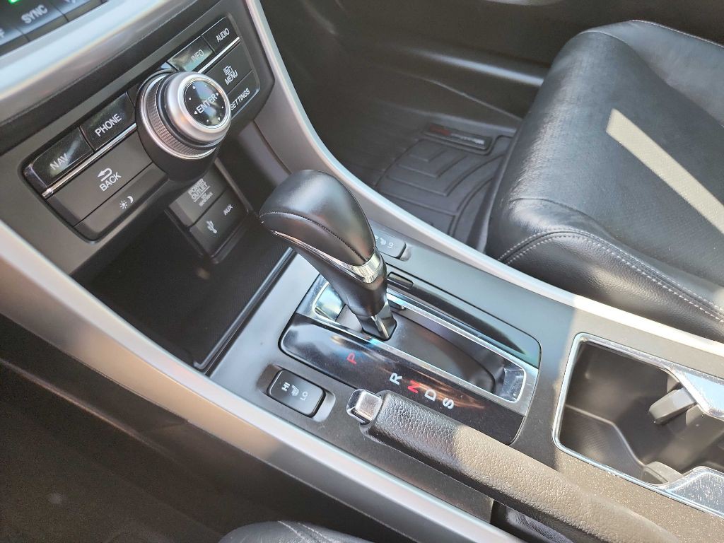 2015 Honda Accord Image 31