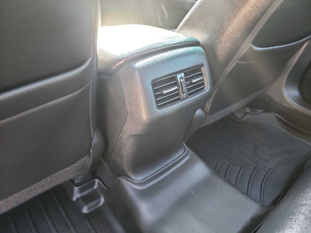 2015 Honda Accord Image 34
