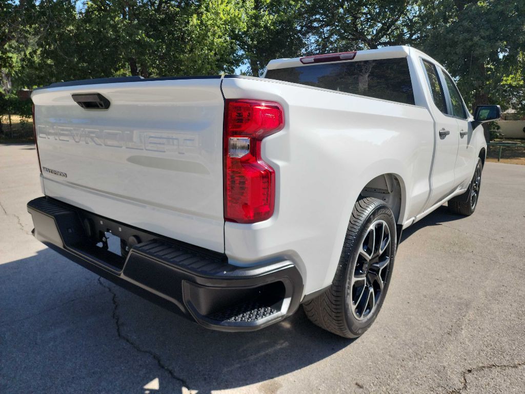 2023 Chevrolet Silverado 1500 Image 8