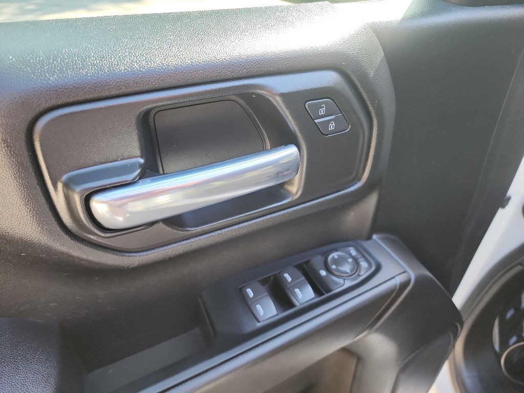 2023 Chevrolet Silverado 1500 Image 12