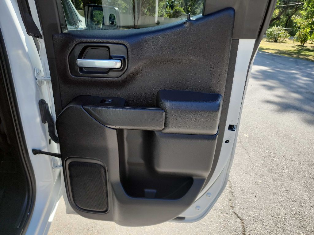 2023 Chevrolet Silverado 1500 Image 32