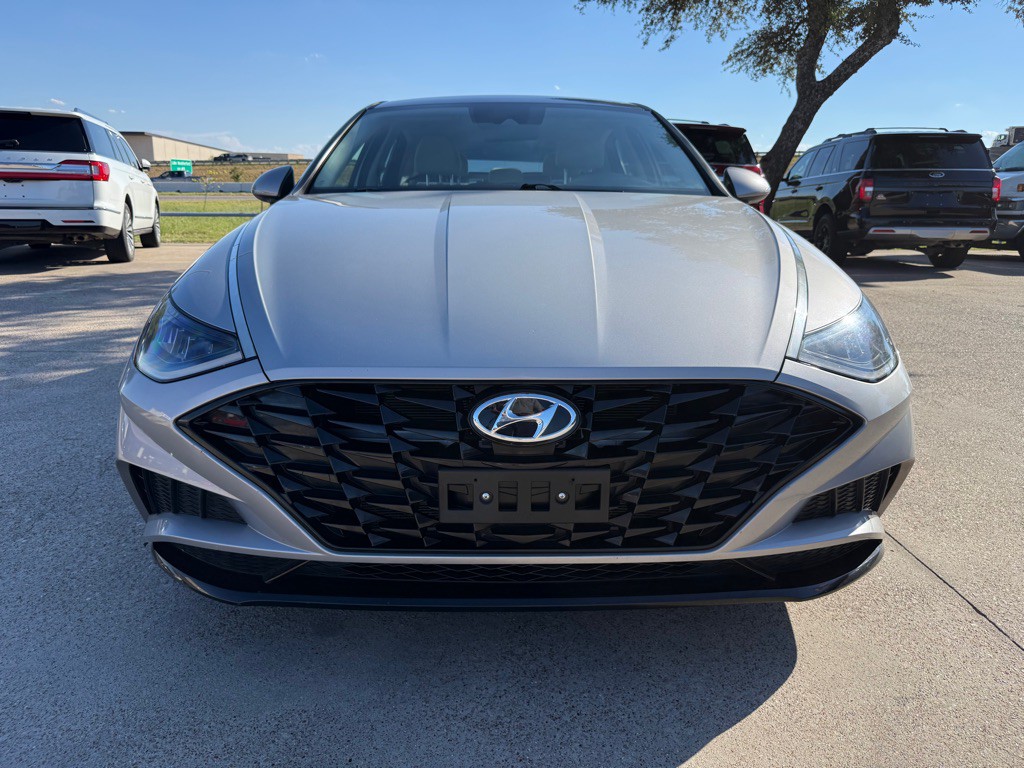 2023 Hyundai Sonata Image 2