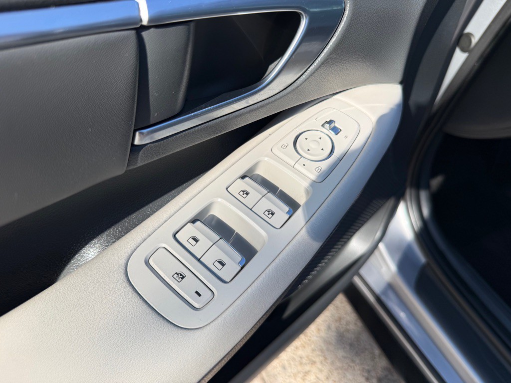 2023 Hyundai Sonata Image 18