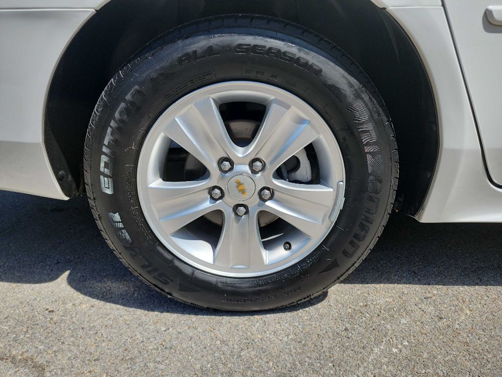 2014 Chevrolet Impala Image 9