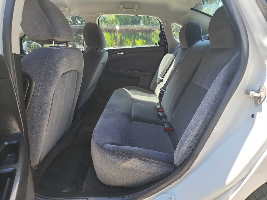 2014 Chevrolet Impala Image 24