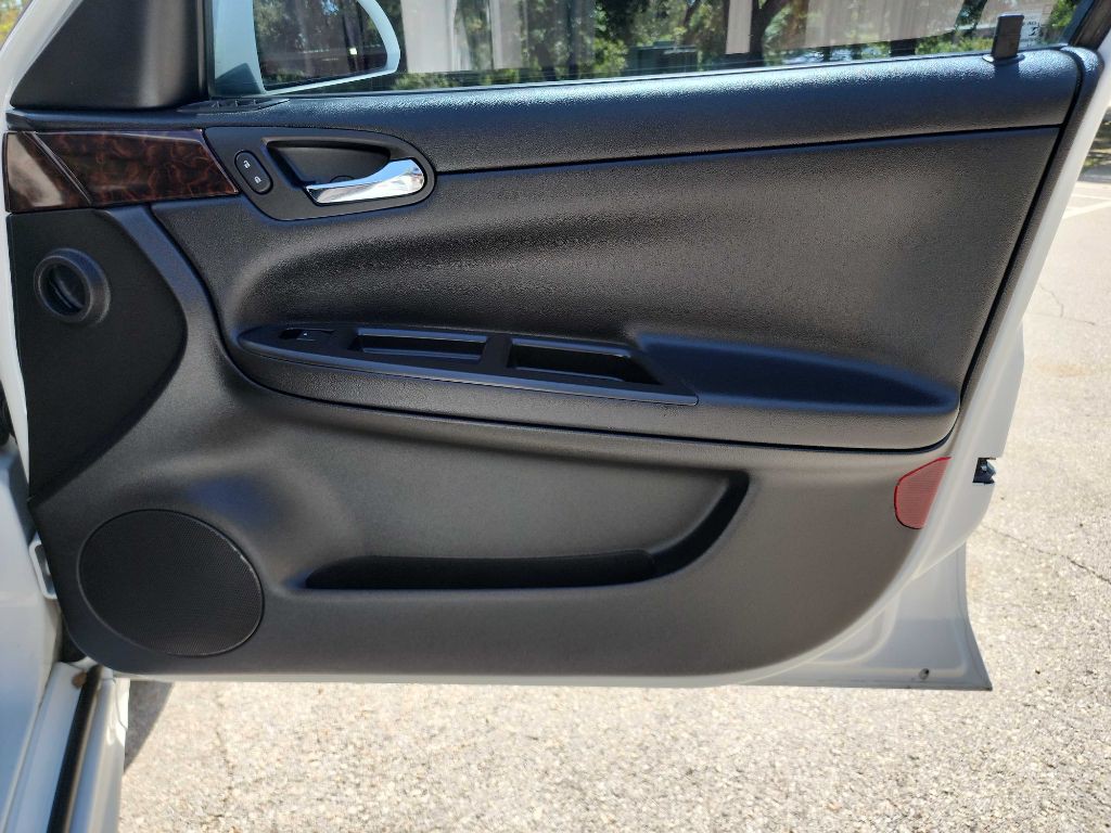 2014 Chevrolet Impala Image 31