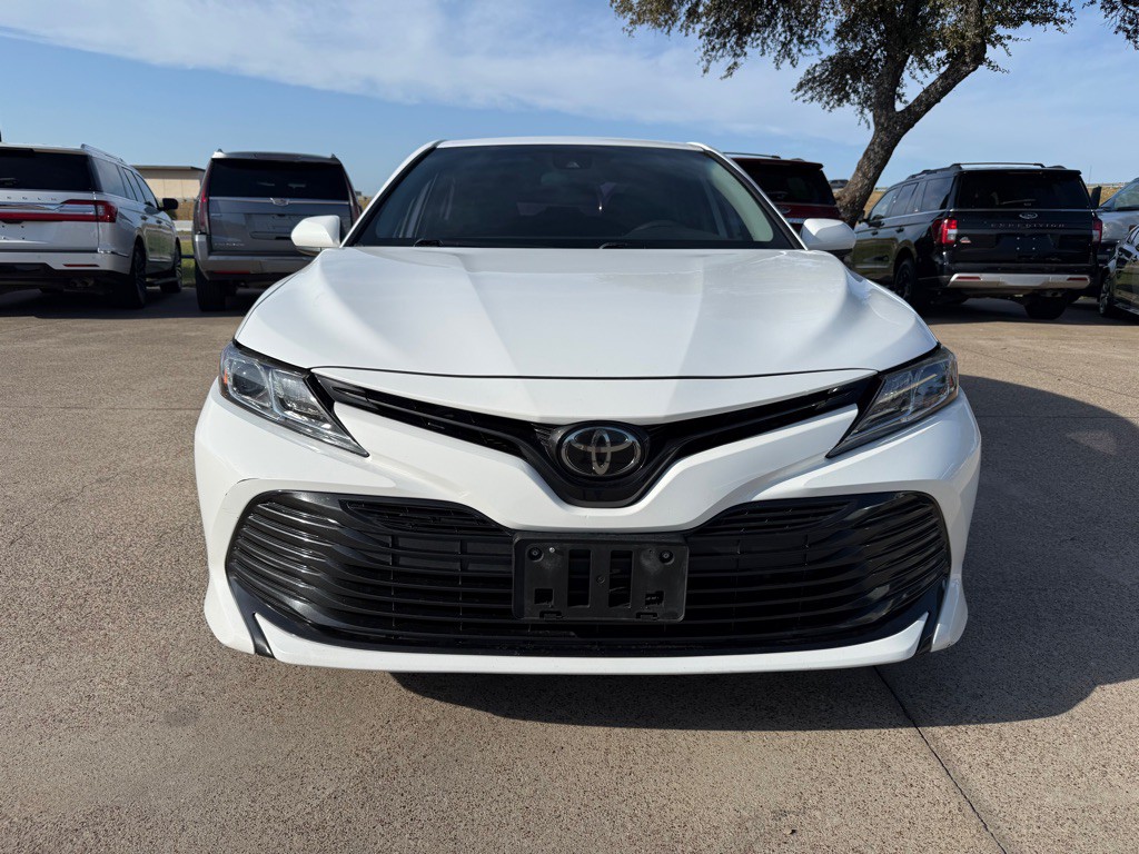 2020 Toyota Camry Image 2