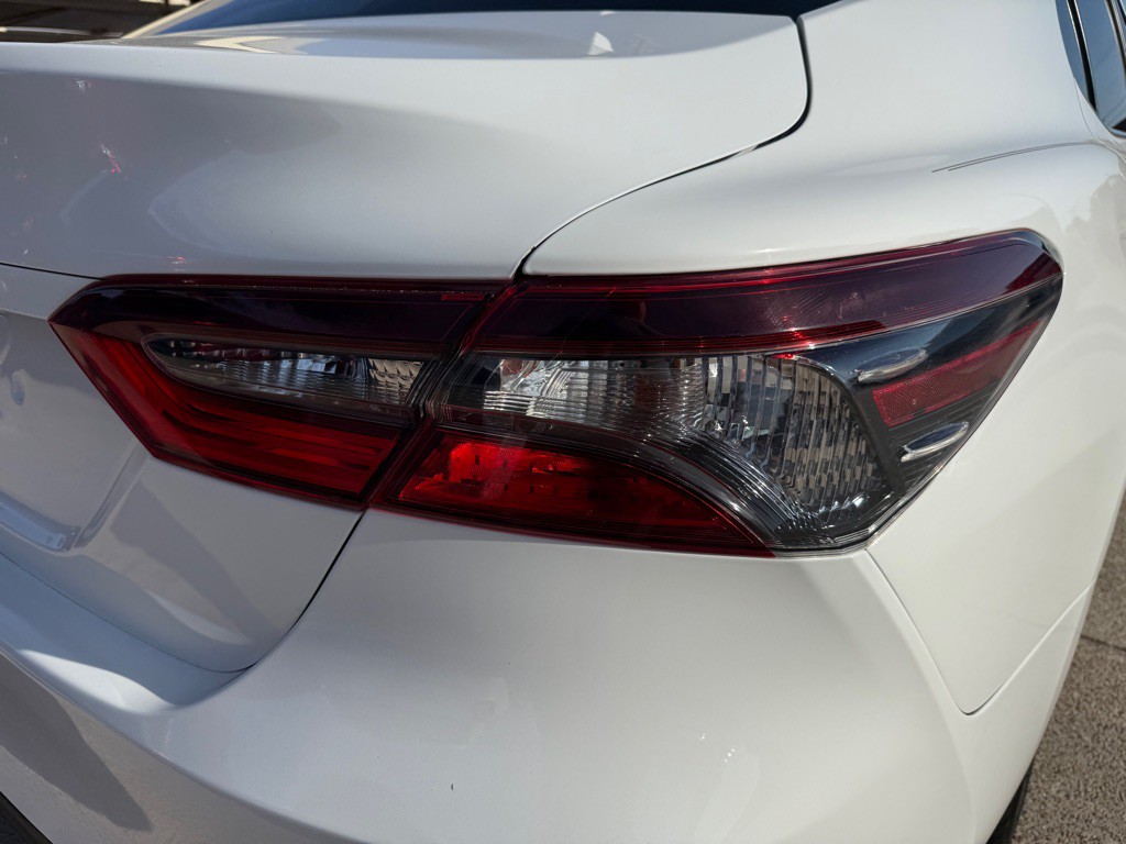 2020 Toyota Camry Image 11