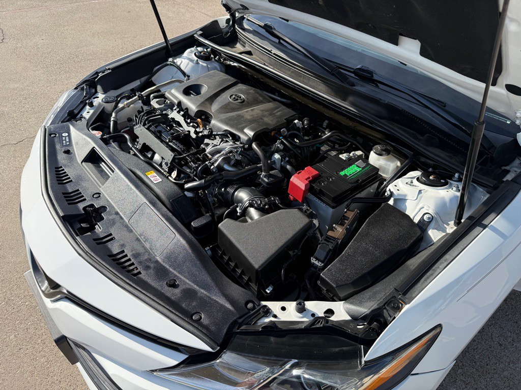 2020 Toyota Camry Image 24