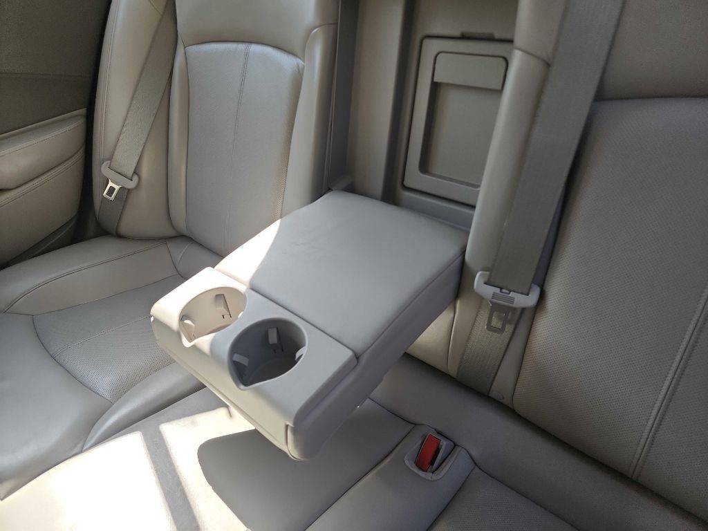2010 Buick Lacrosse Image 29