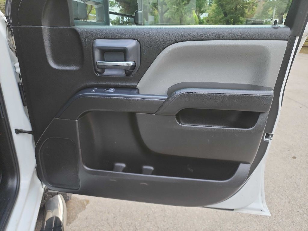 2019 Chevrolet Silverado 1500 Image 32