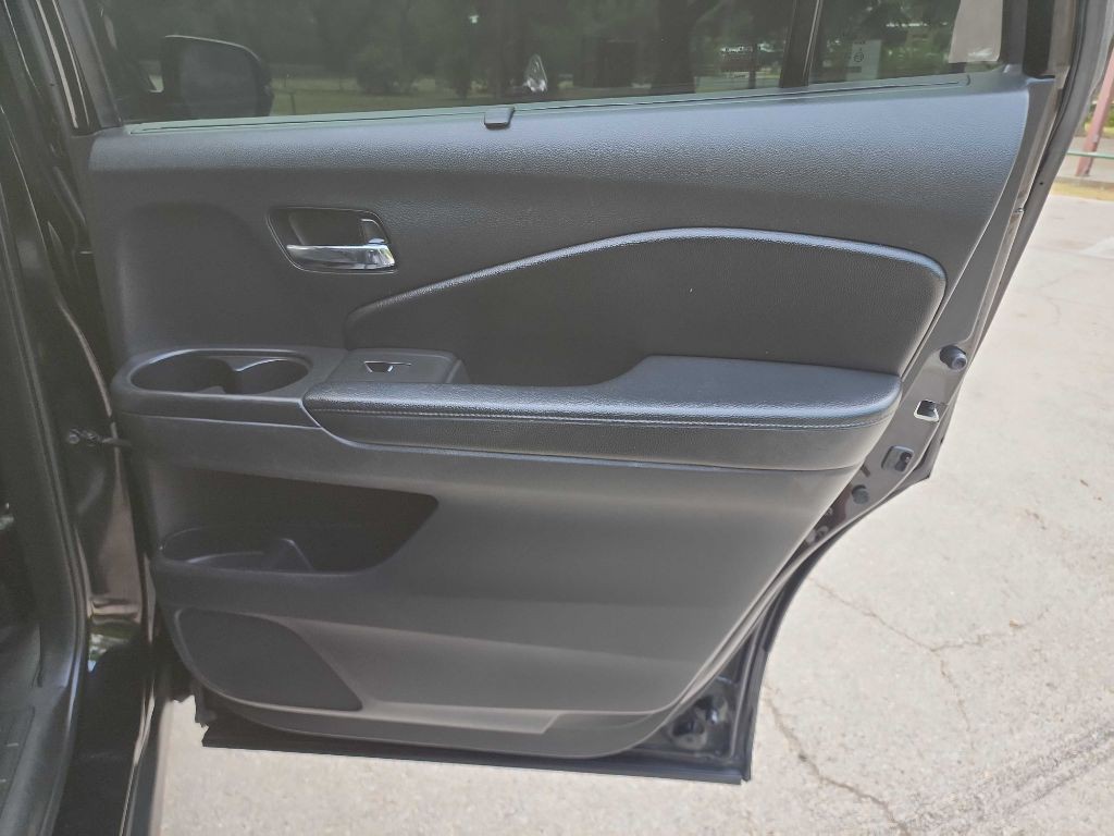 2021 Honda Pilot Image 40
