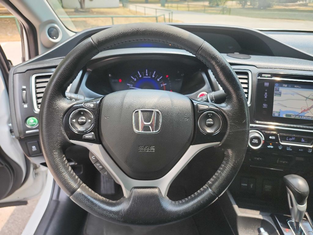 2015 Honda Civic Image 17