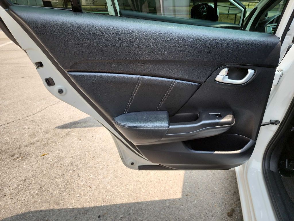 2015 Honda Civic Image 27