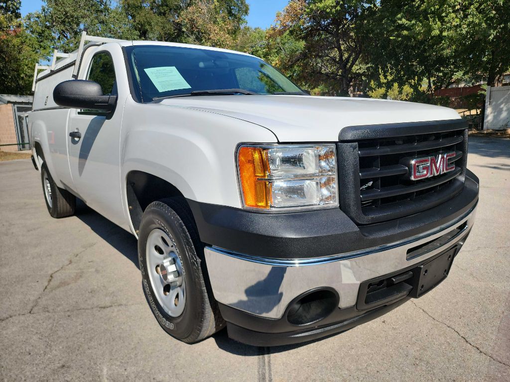 2013 GMC Sierra Image 1