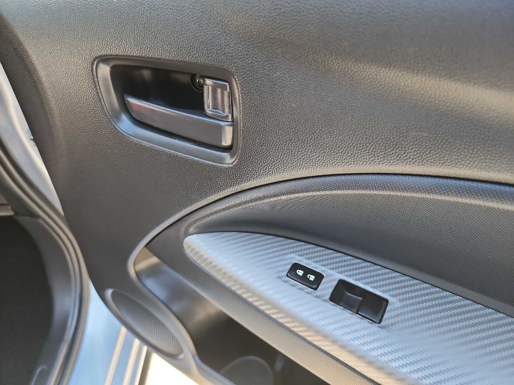2020 Mitsubishi Mirage Image 32