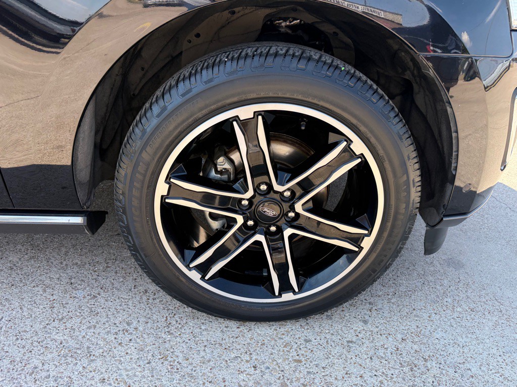 2019 Ford Expedition Image 13