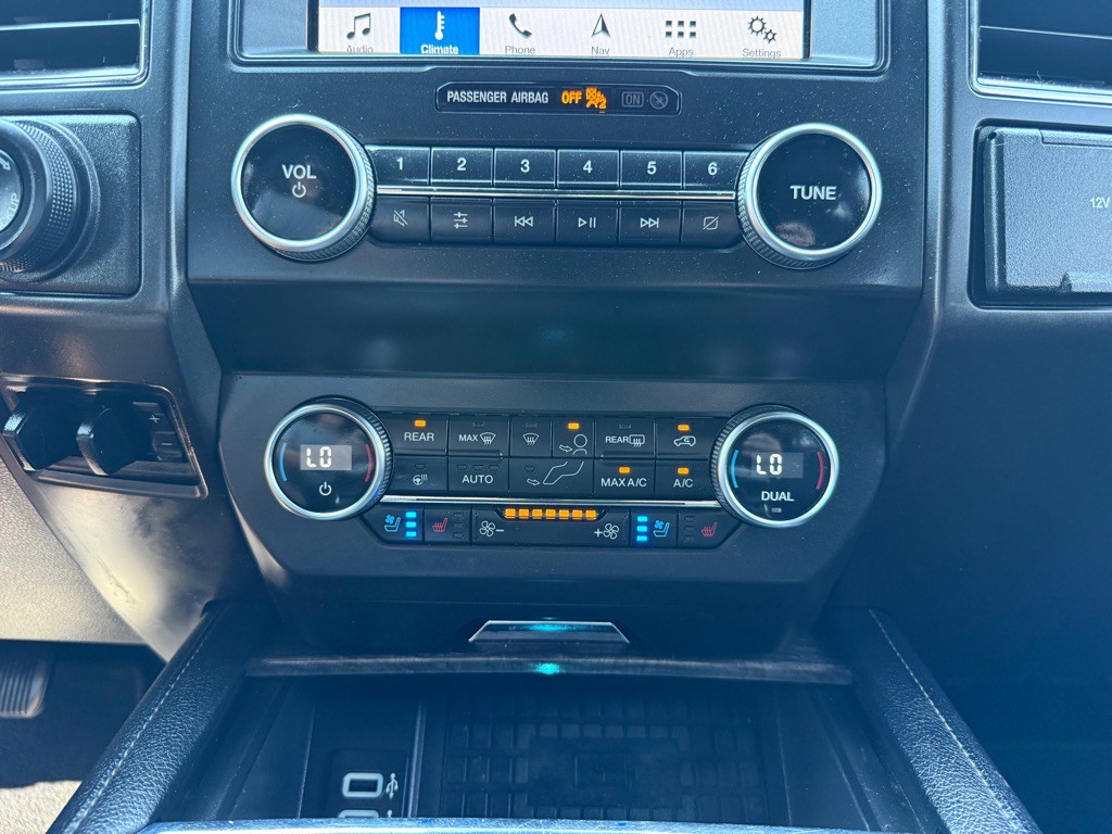 2019 Ford Expedition Image 30