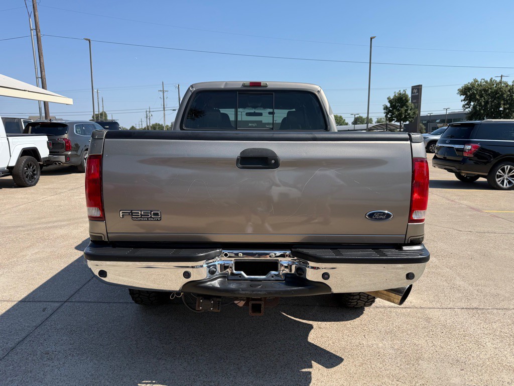 2004 Ford F-350 Image 6