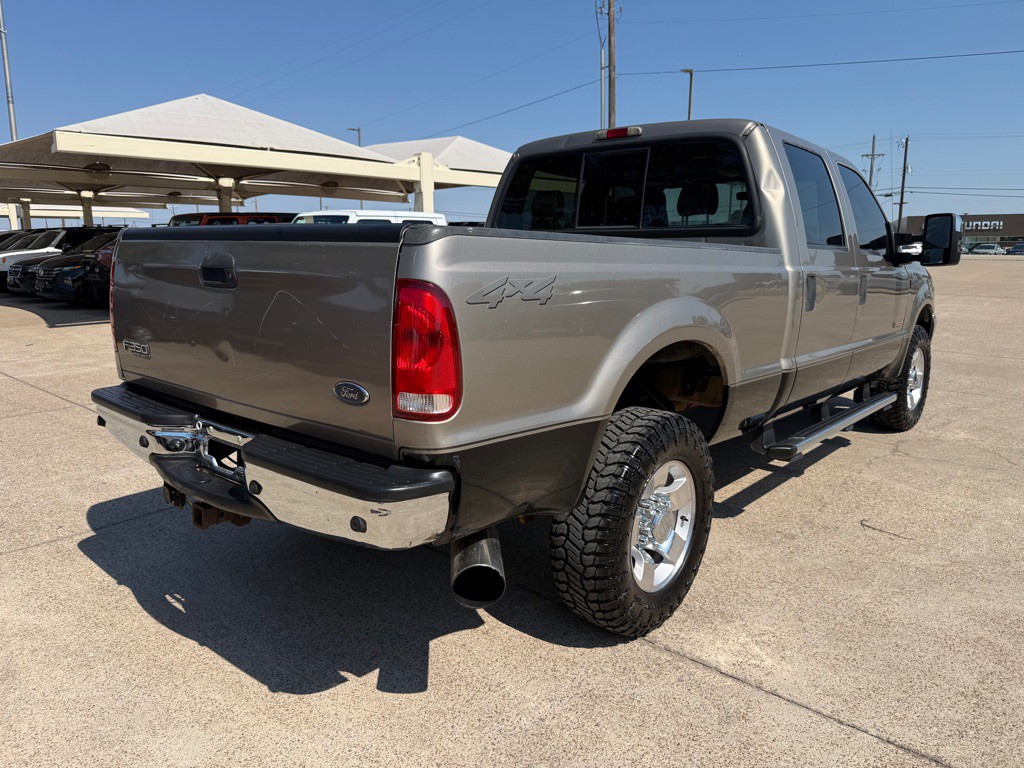 2004 Ford F-350 Image 7