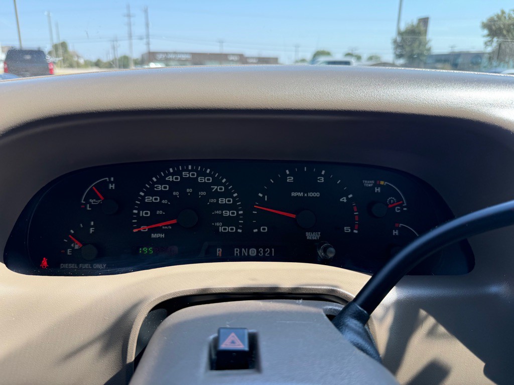 2004 Ford F-350 Image 23