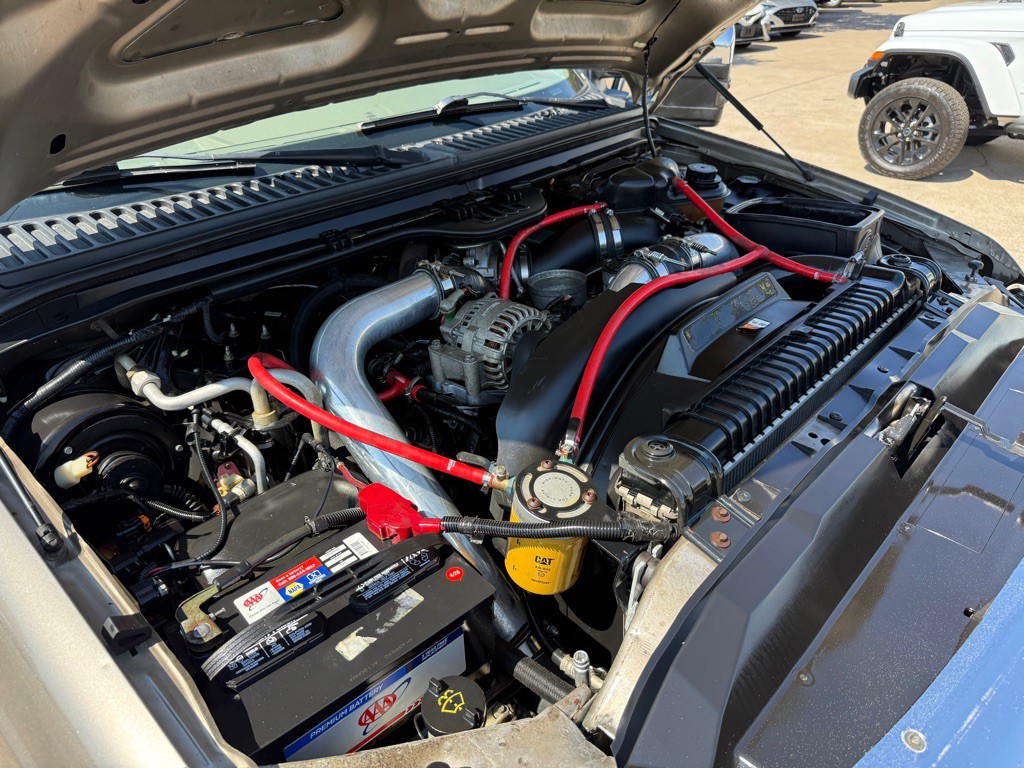 2004 Ford F-350 Image 28