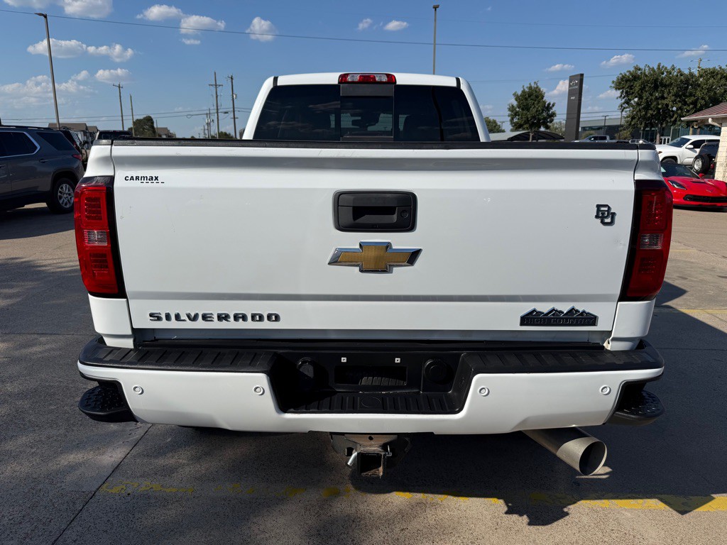 2017 Chevrolet Silverado 1500 Image 6