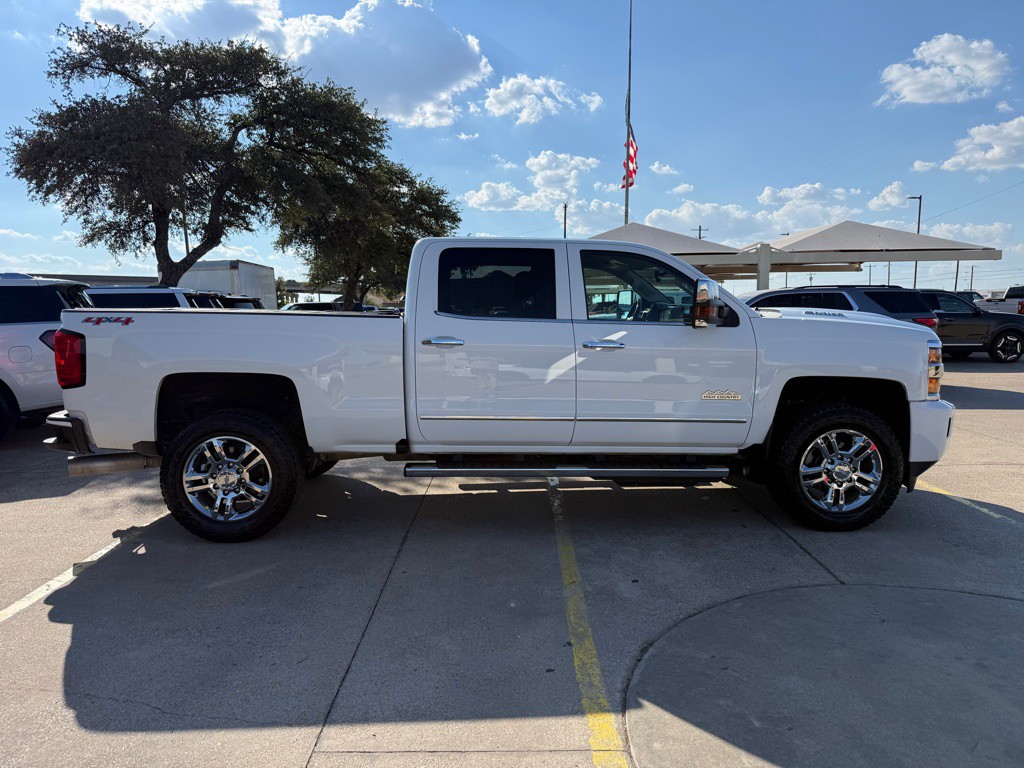 2017 Chevrolet Silverado 1500 Image 8
