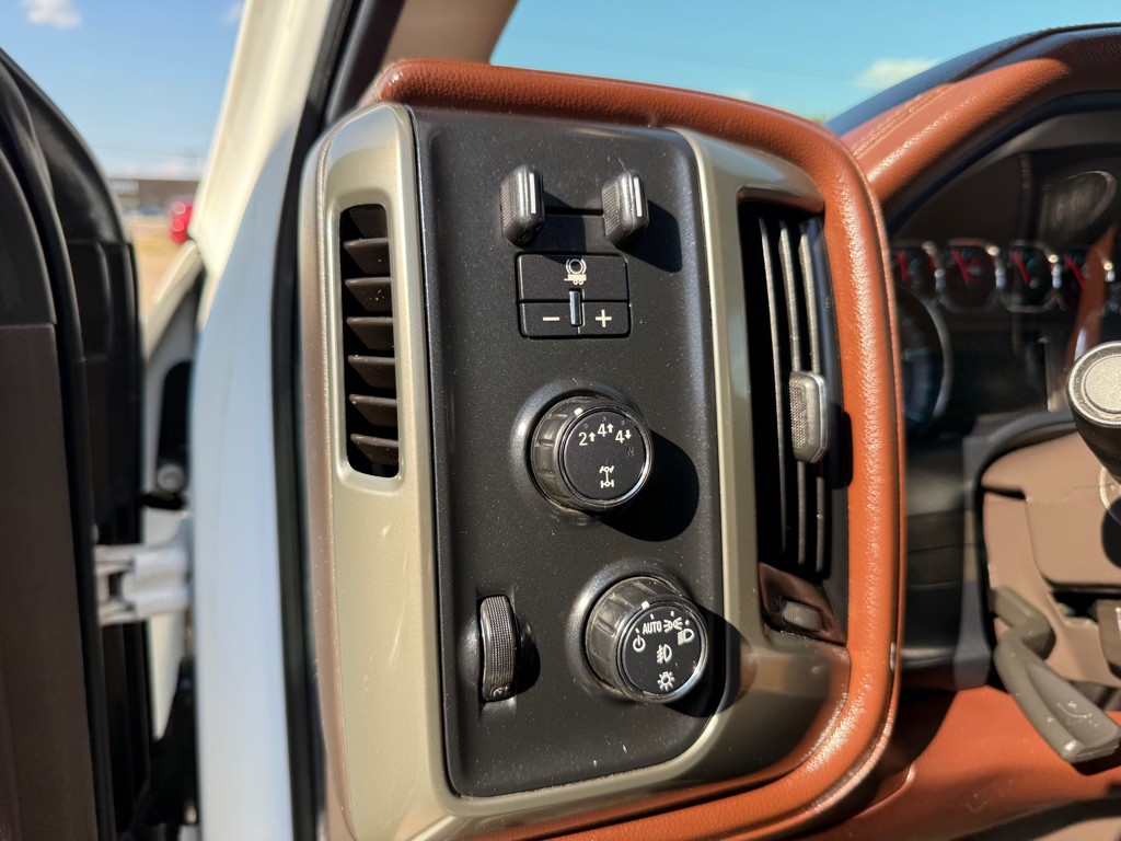 2017 Chevrolet Silverado 1500 Image 23