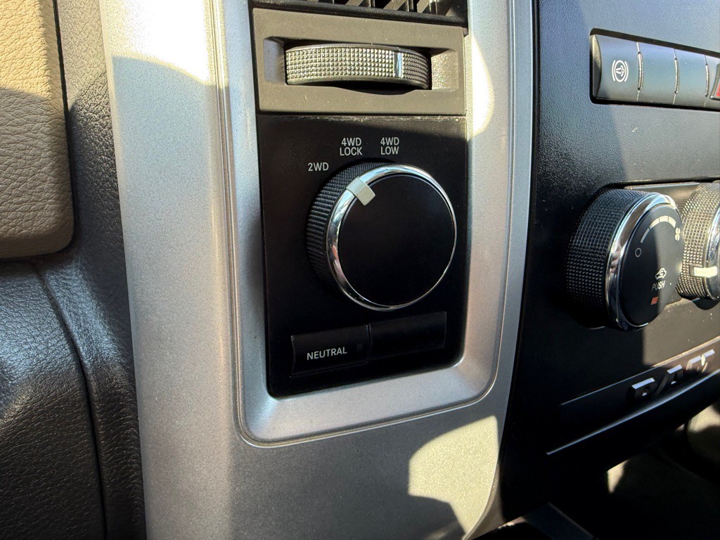 2010 Dodge Ram 2500 Image 27