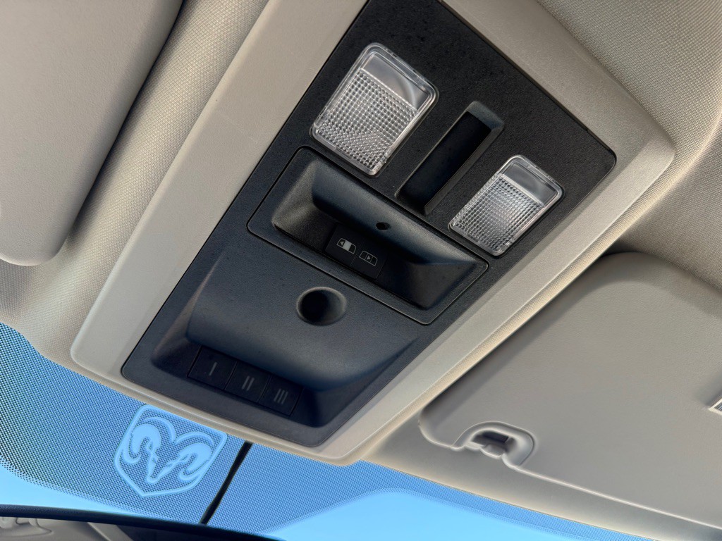 2010 Dodge Ram 2500 Image 28