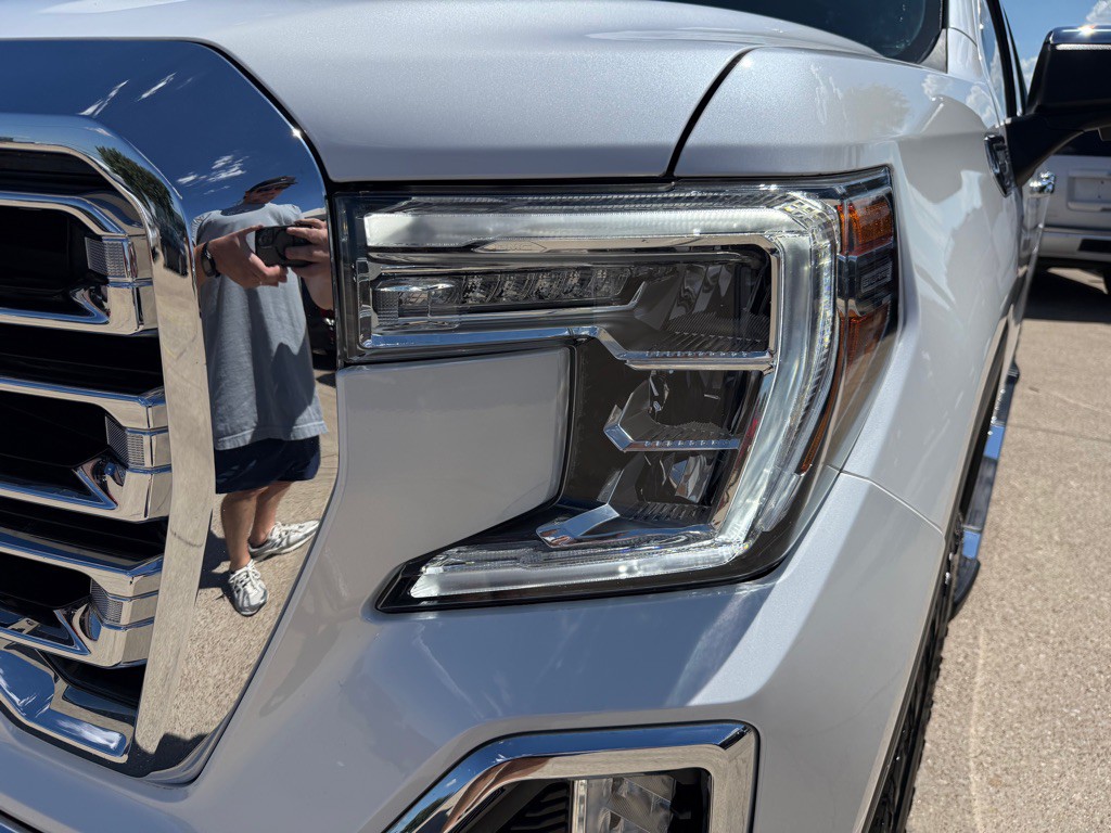 2021 GMC Sierra Image 11