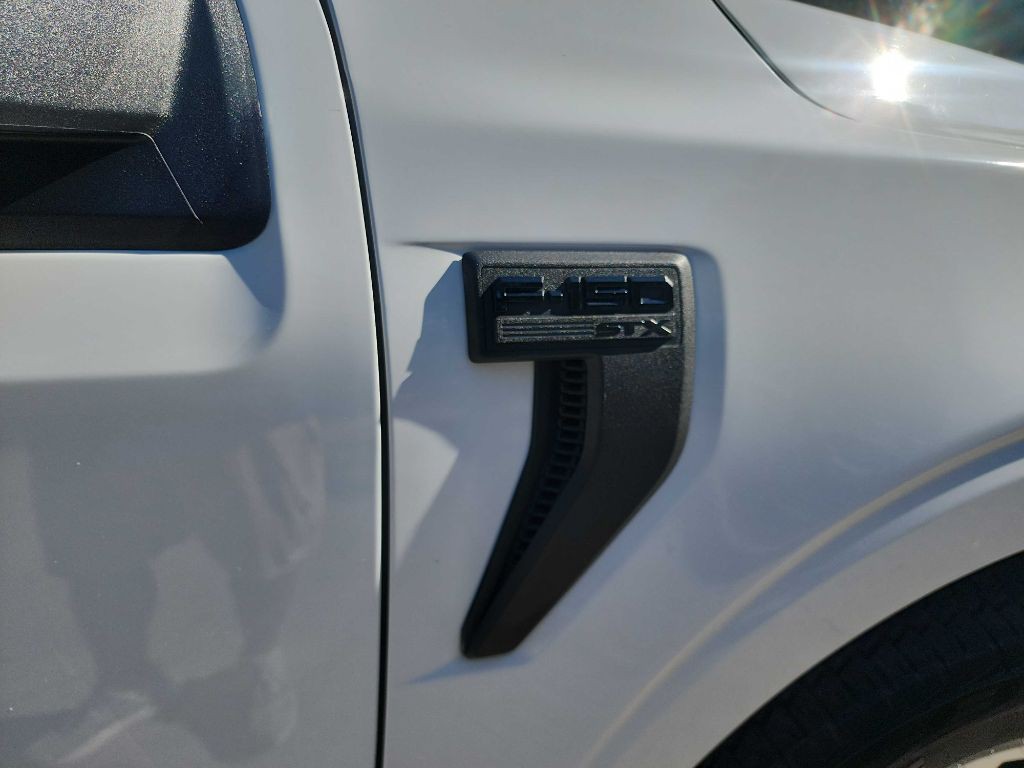 2023 Ford F-150 Image 17